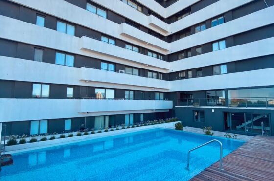 DEPARTAMENTO CON COCHERA – METROPOLIS